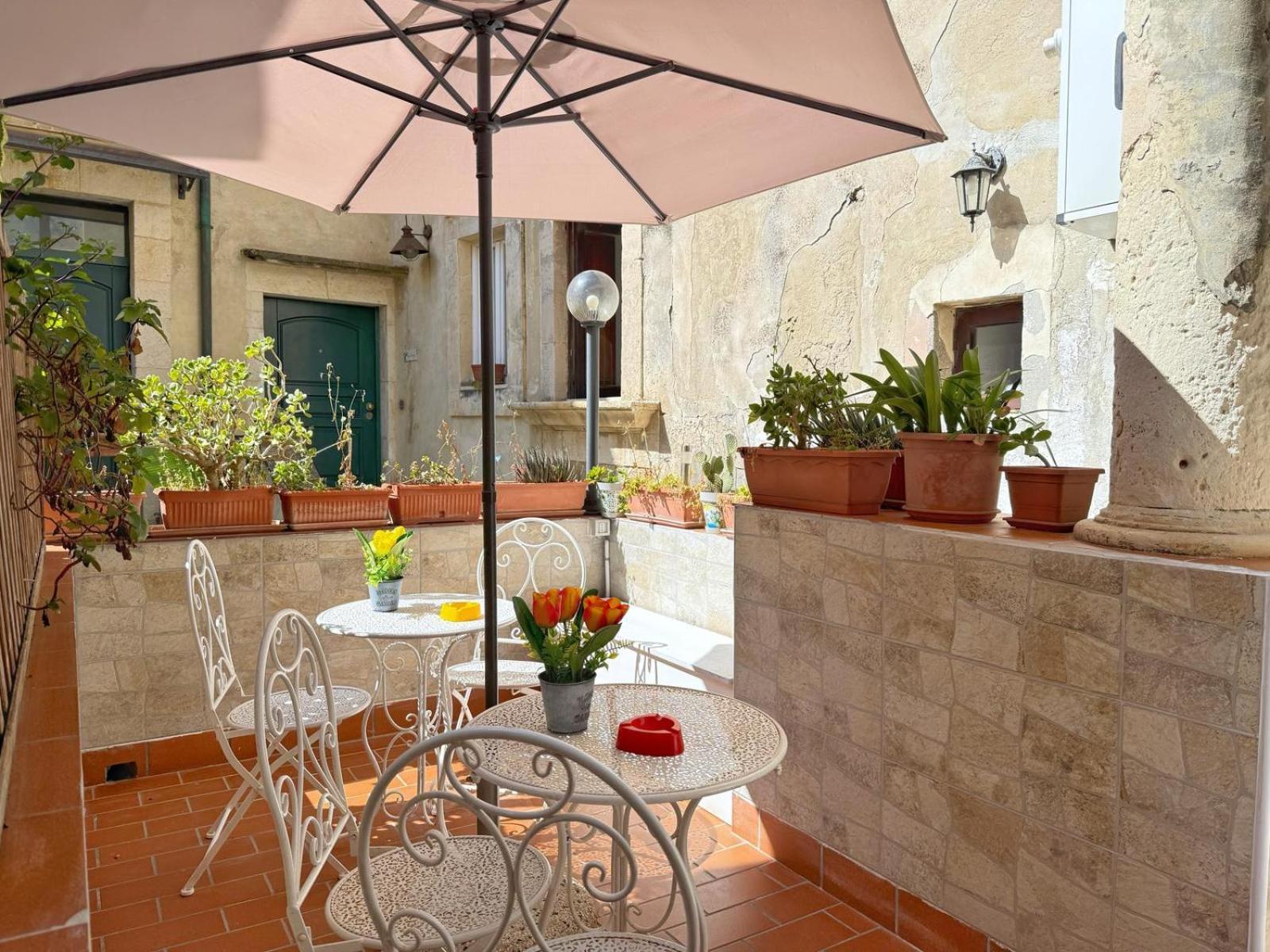 Bed & Breakfast Triscele - *